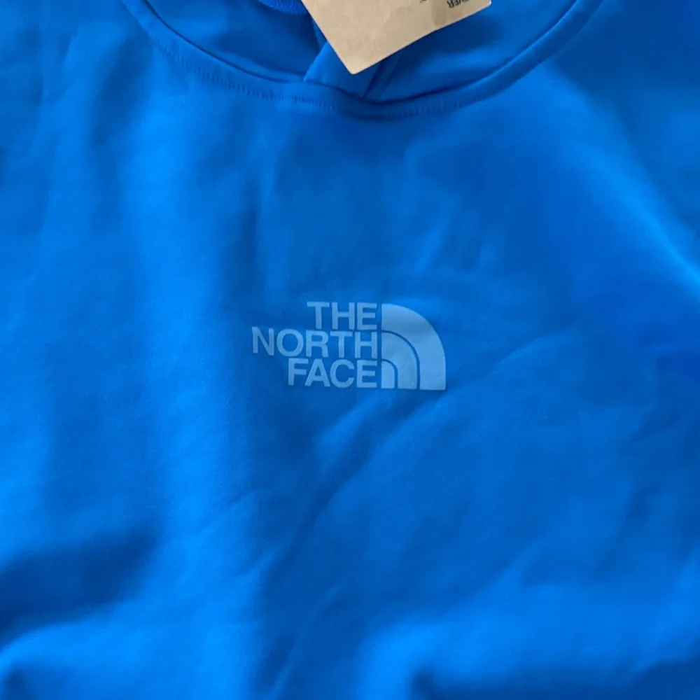 The North Face Bright Blue Hoodie NWT | Women’s Outdoor Sweatshirt Pullover